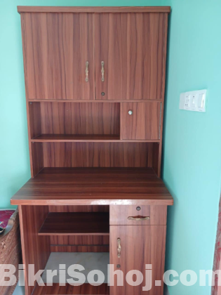 Reading Table